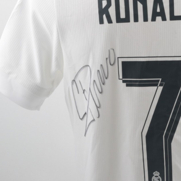 ronaldo autographed jersey