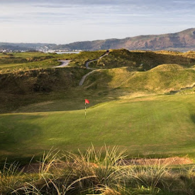 4 Ball Golf Package at The Vale Resort, Wales