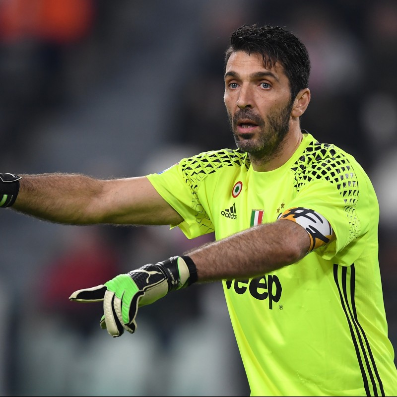 Buffon's Match-Worn Captain Armband, Juventus-Palermo 2017
