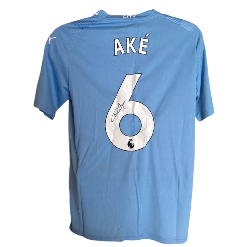 Maglia ufficiale firmata da Nathan Ake per il Manchester City 2023/24