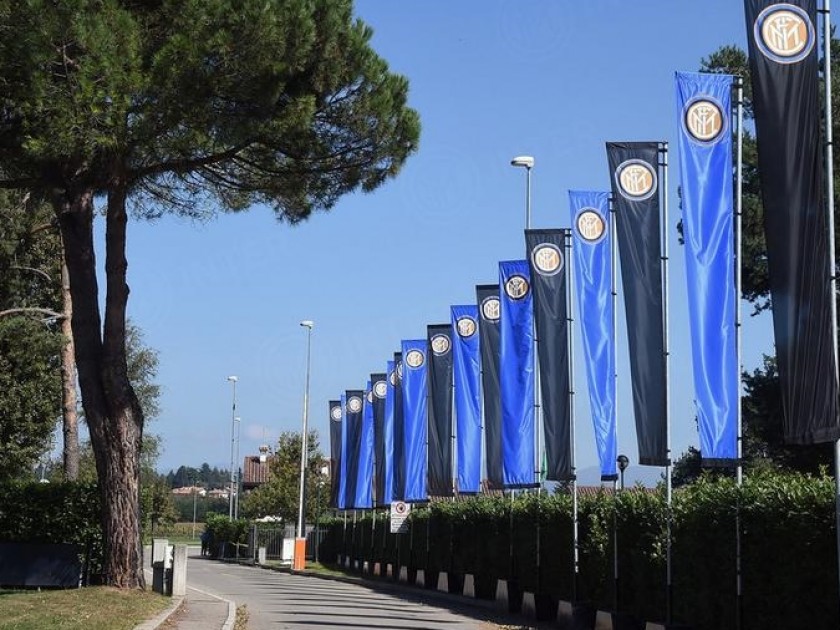 Attend a FC Internazionale training and visit la Pinetina, in Appiano Gentile