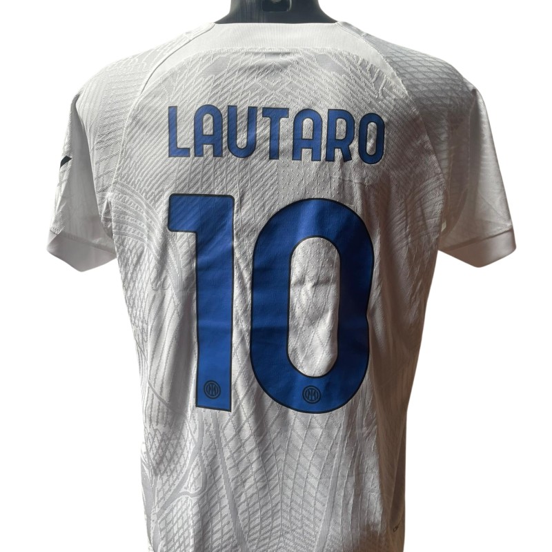 Lautaro's Inter Shirt, replica 2023/24 - Signed by the players with video proof