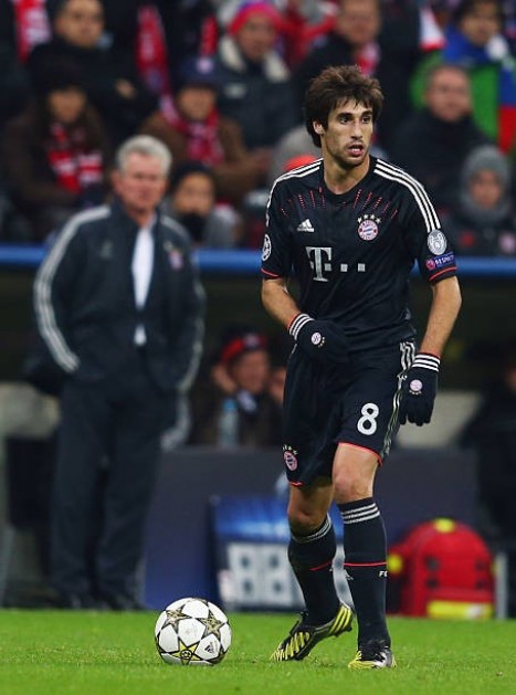 Javi Martinez Official Bayern Munich Signed Shirt, 2012/13 