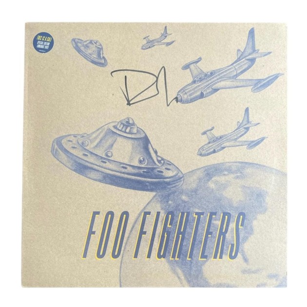 Dave Grohl dei Foo Fighters ha firmato This Is A Call, vinile 12".