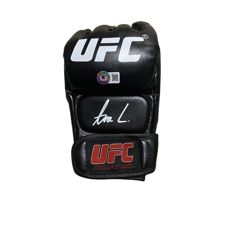 Alexander Volkanovski Signed UFC Glove