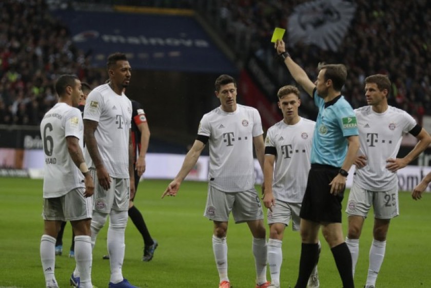 Thiago's Official Bayern Munich Signed Shirt, 2019/20