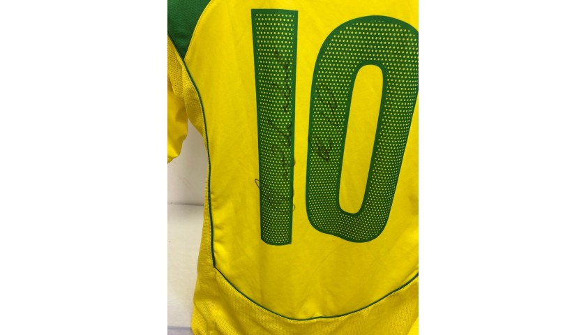 Ronaldinho Front Signed Brazil 2004 Home Shirt In Hero Frame: Option 1