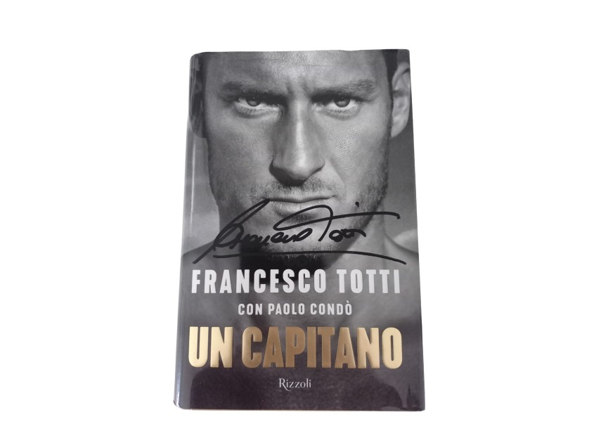 Libro "Un Capitano" autografato da Francesco Totti