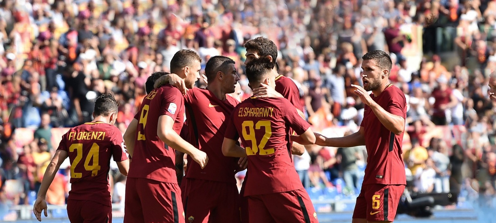 Smalling's shirt for Genoa-Roma 2021 - CharityStars