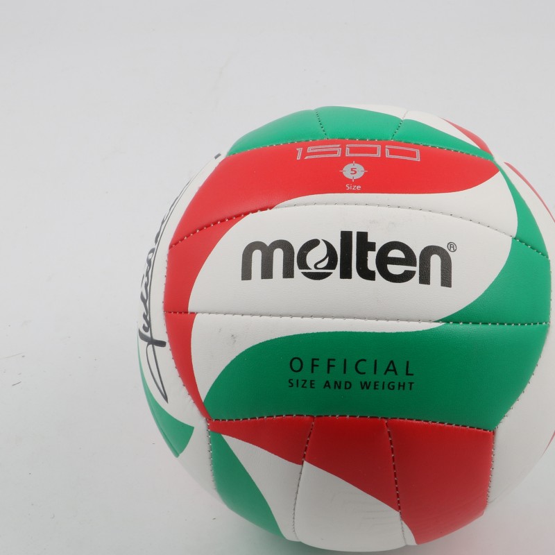Volley ball signed by Julio Velasco