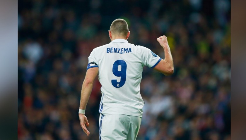 Benzema's Real Madrid Match-Issue/Worn Shirt, 2016/17