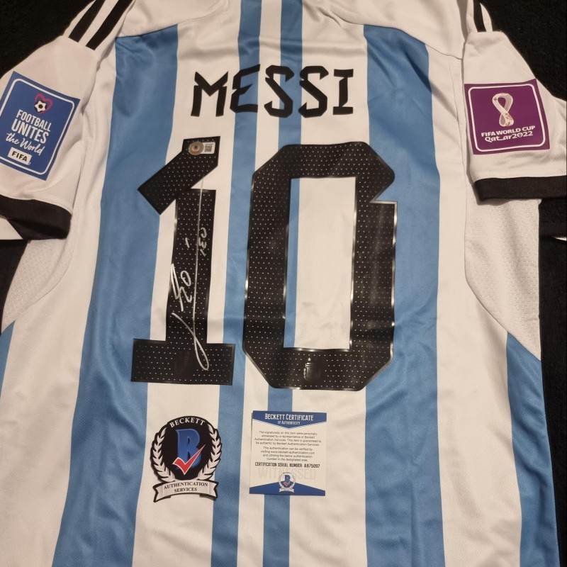 Maglia home firmata da Lionel Messi per i Mondiali di calcio del 2022