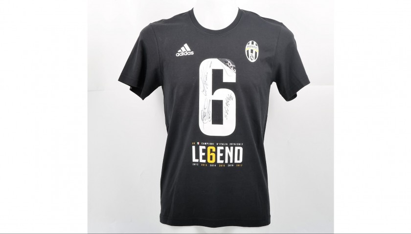 Juventus Scudetto T-shirt - Signed by Players