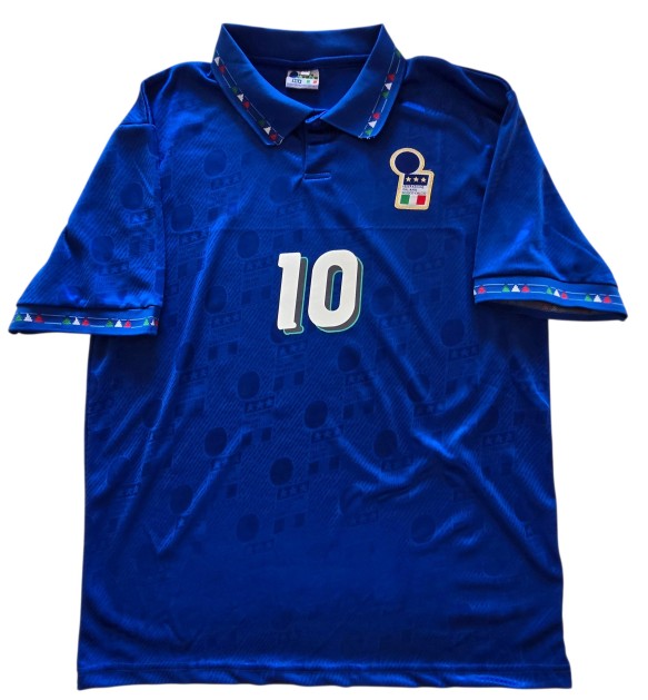 Baggio's Italy Replica Shirt, World Cup 1994 - Signed with