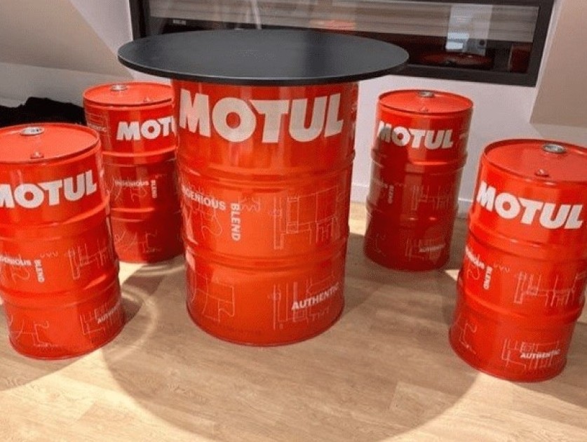 Set of Motul Drums