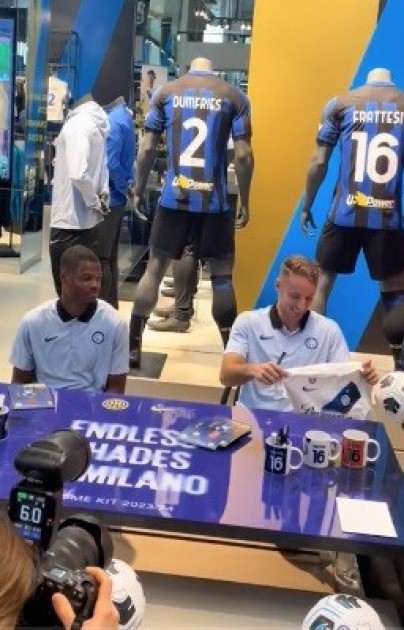 Maglia ufficiale Frattesi Inter, 2023/24 - Autografata - CharityStars