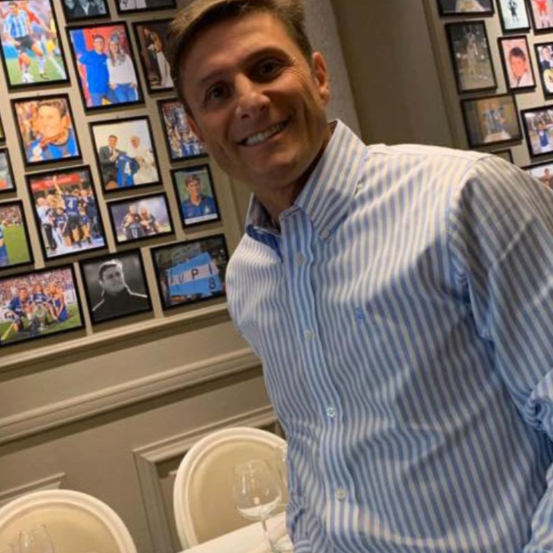 A Lunch for One/Two People with Javier Zanetti at his restaurant Botinero - Milan