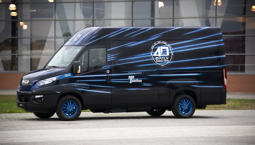 Special "40th Anniversary" Daily Blue Power Hi-Matic Livery Van