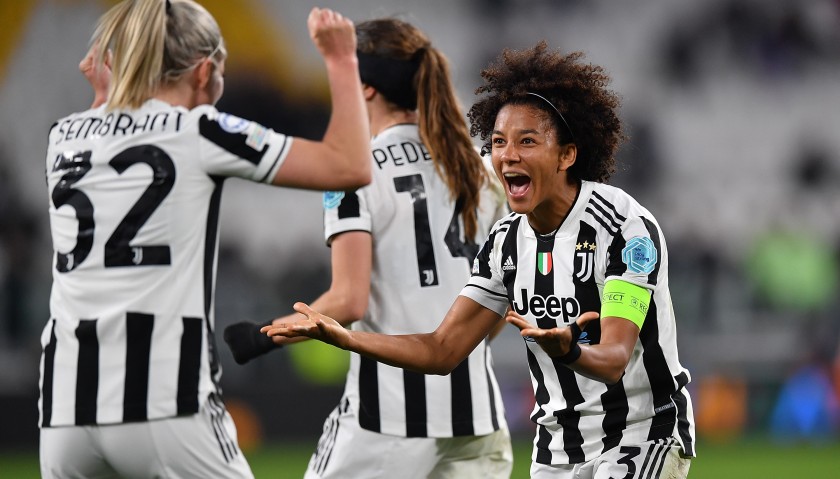 Gama's Juventus Women Worn Match Shirt, 2021/22