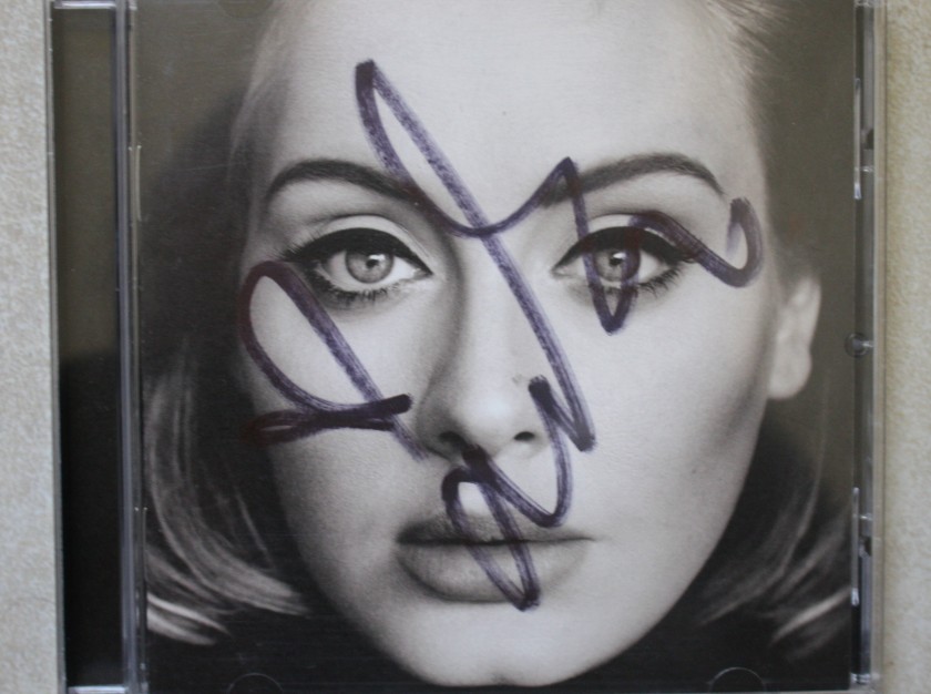Album "25" Signed by Adele