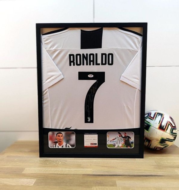 Cristiano Ronaldo's Juventus 2018/19 Signed and Framed Shirt