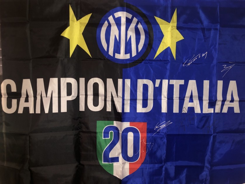 Official Inter Milan Scudetto Flag, 2023/24 - Signed by the Players