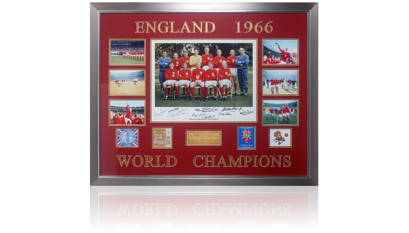 England 1966 Presentation Hand Signed by 9 World Cup Winners