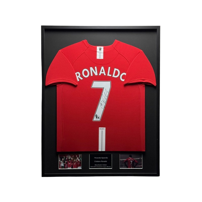 Camicia del Manchester United 2008 di Cristiano Ronaldo firmata e incorniciata