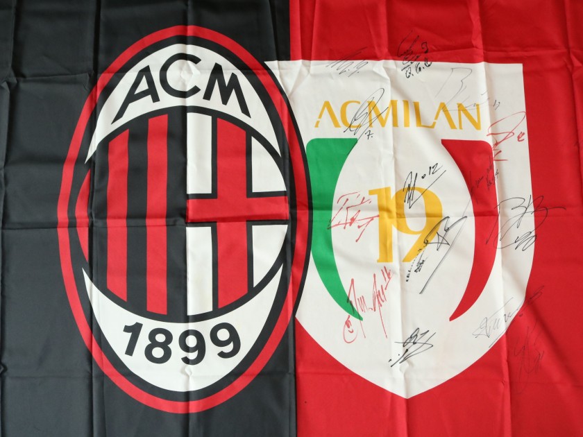 Official Milan Flag - Signed by the Squad