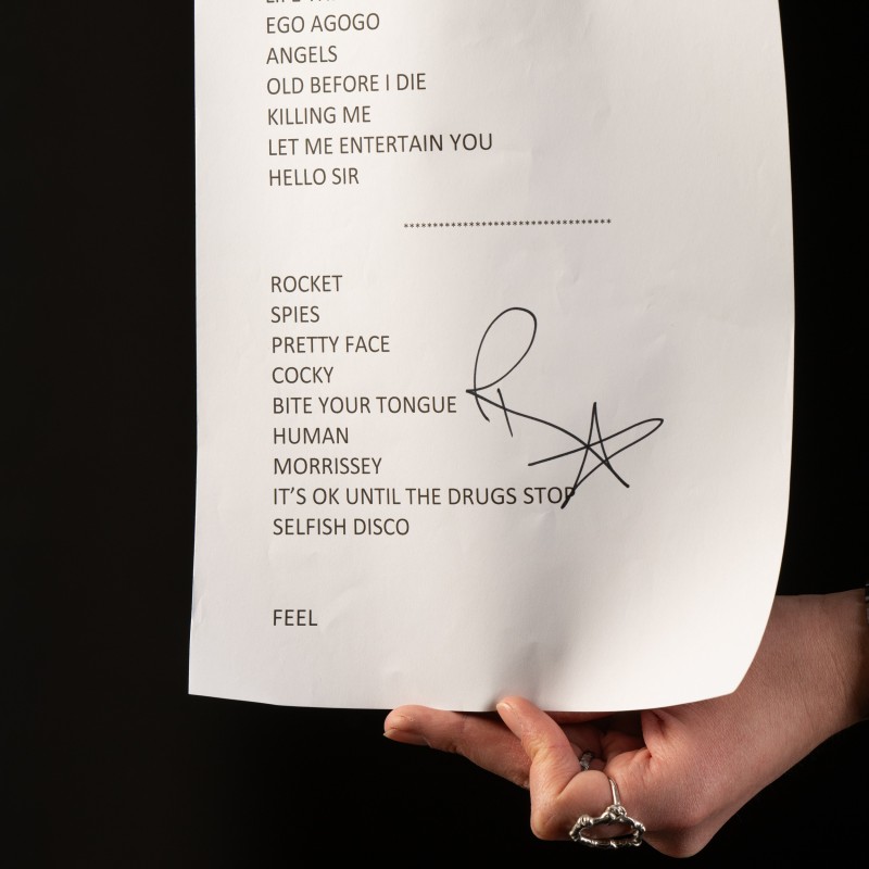 Robbie Williams Signed Setlist