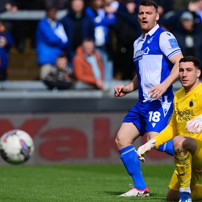 Maglia firmata del Bristol Rovers EFL Sky Bet League One di Chris Martin, contro lo Shrewsbury Town, indossata durante la partita