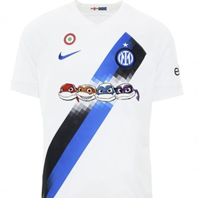 Darmian's Inter 2023-2024 Signed with Personalized Dedication Shirt - 'Ninja Turtles' Special Edition