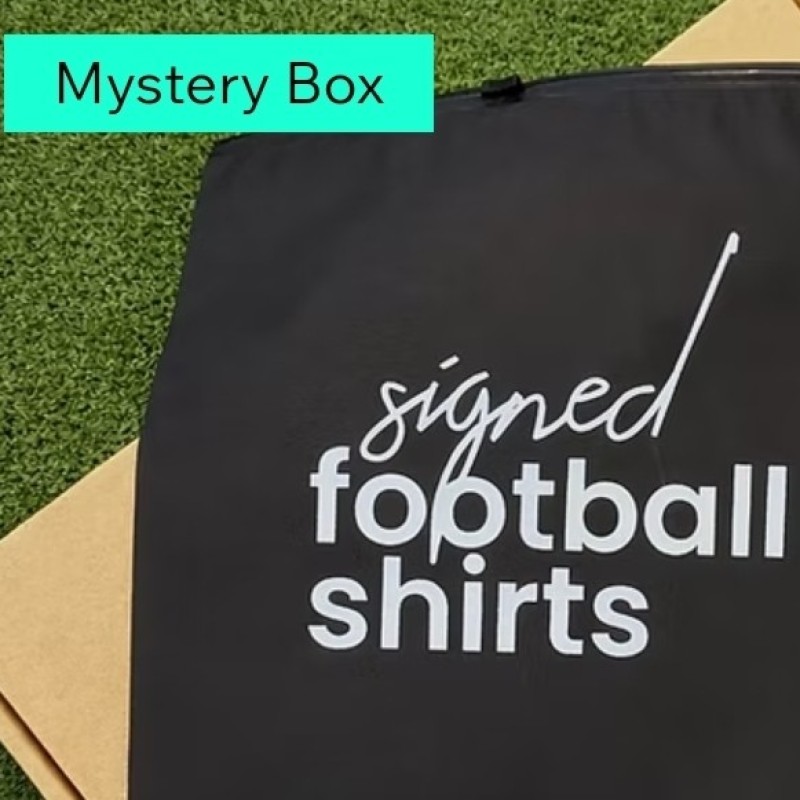 Coppa del Mondo di calcio firmata Mystery Box 