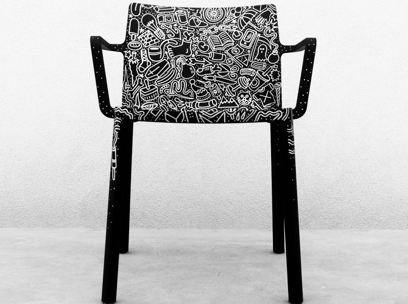 Esclusive chair Kristalia decorated by the artist Cento Canesio