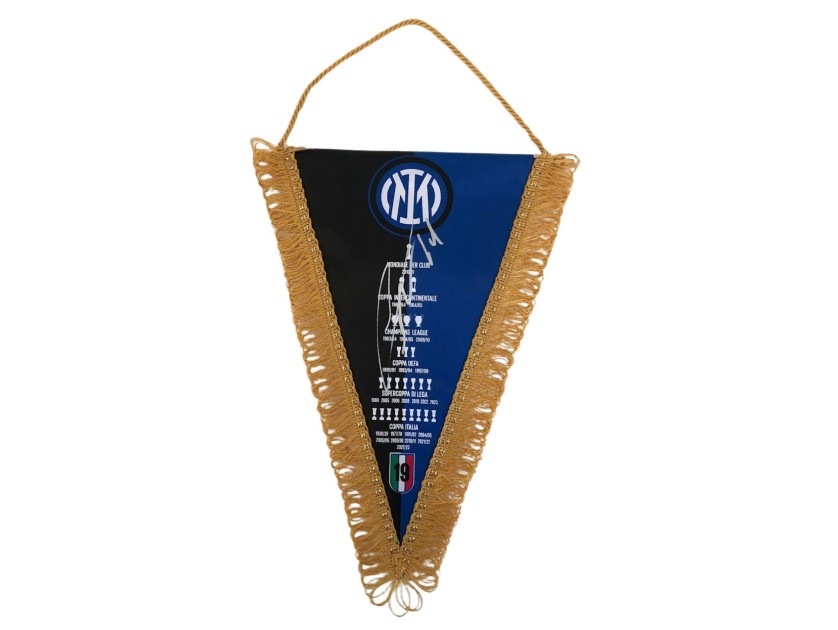 Official Inter Milan Pennant, 2023/24 - Signed by Lautaro Martínez