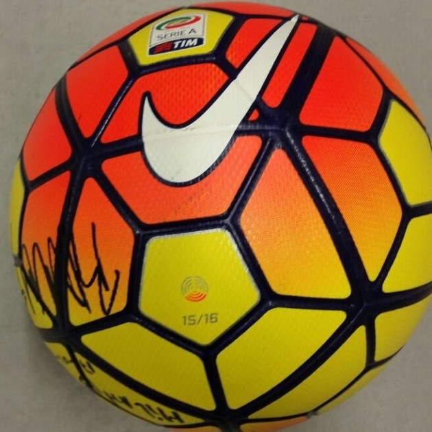 Official Milan-Fiorentina ball, 17/01 - signed by Bacca - CharityStars