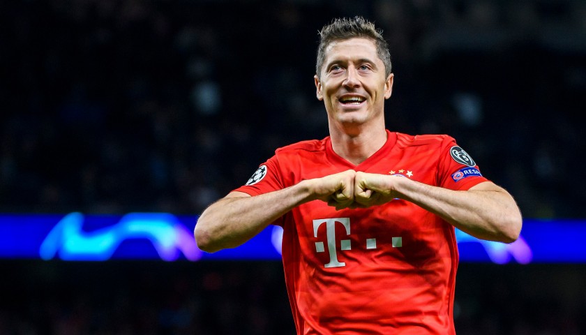 Lewandowski's Official Bayern Munich Signed Shirt, 2019/20