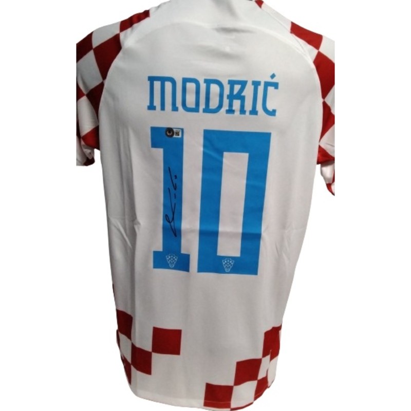 Modric CroatiaReplica Signed Shirt, 2022 