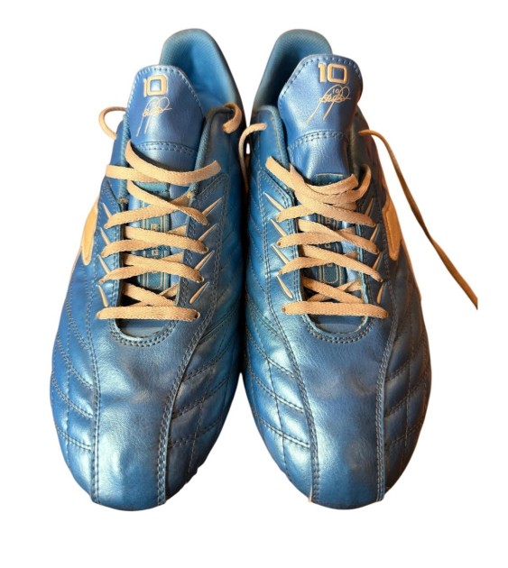 Scarpini Edizione Limitata Diadora x Roberto Baggio - Autografati da Roberto Baggio