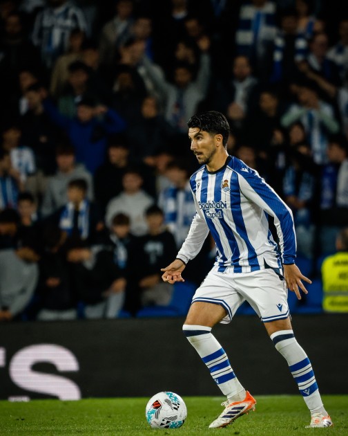 Carlos Soler's Signed Unwashed Shirt, Real Sociedad vs Mallorca 2025