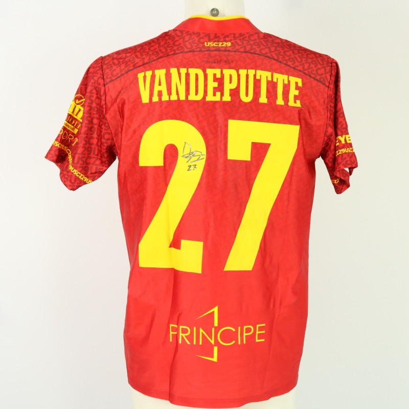 Vandeputte's Signed Unwashed Shirt, Catanzaro vs Como 2024
