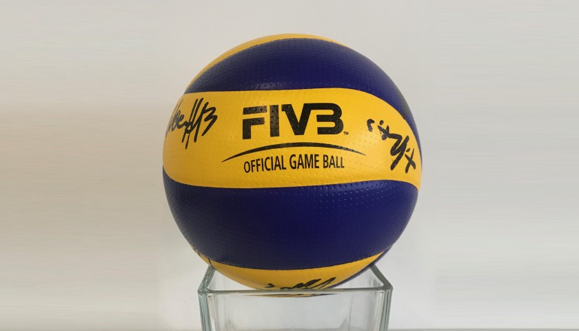 Official FIVB Volleyball Signed by the Italian National Team