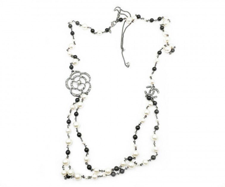 Chanel Black Camellia Pearl Necklace - CharityStars