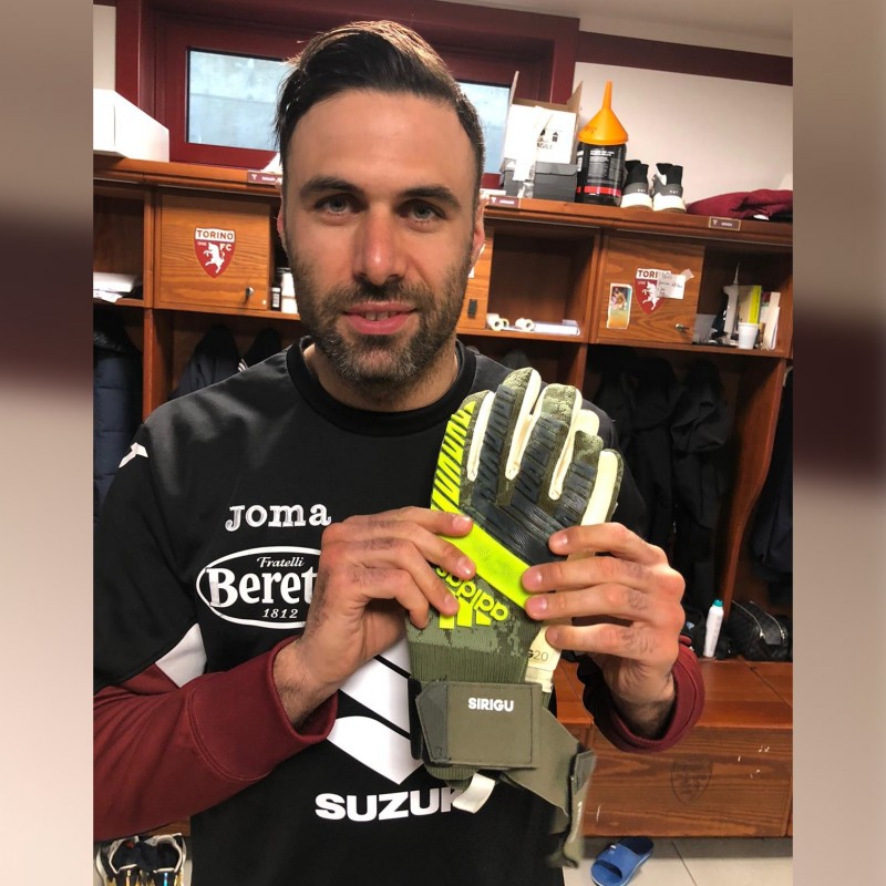 Adidas Gloves Worn and Signed by Salvatore Sirigu