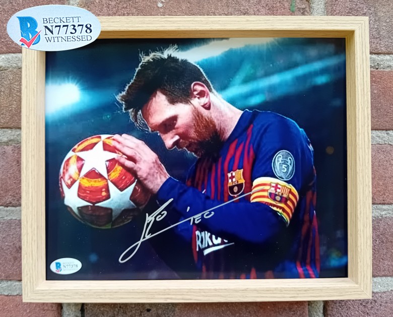 Messi's FC Barcelona Signed and Framed Picture