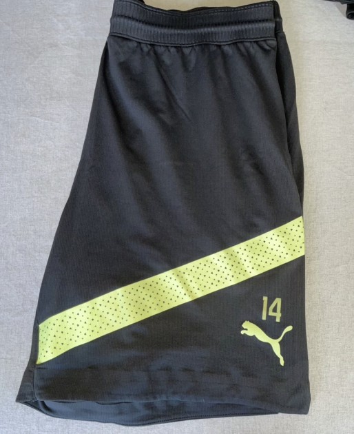 Aymeric Laporte Man City Training Kit Collection 2022/2023 - Worn Black/Yellow Training Shorts