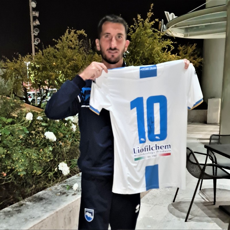 Valdifiori's Pescara Worn and Signed Shirt,  2020/21