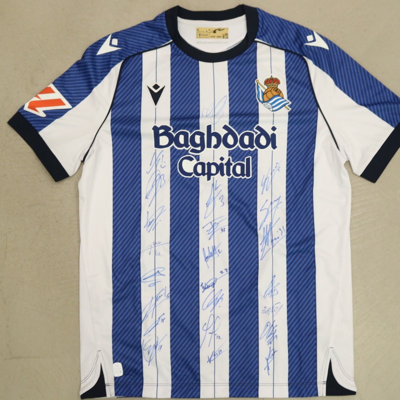 Real Sociedad's Official Shirt, 2025/26 - Signed by the Players