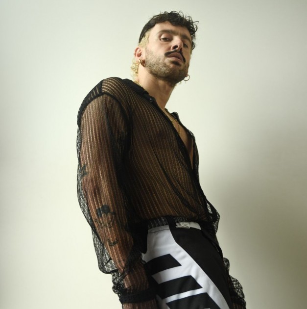 "Romantico" T-Shirt Signed by Aiello