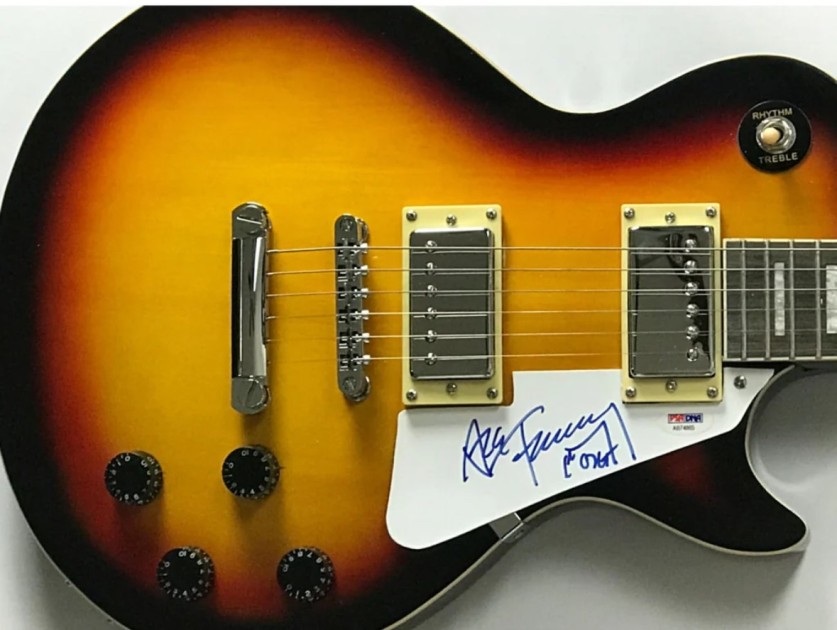 kiss ace frehley signed guitar